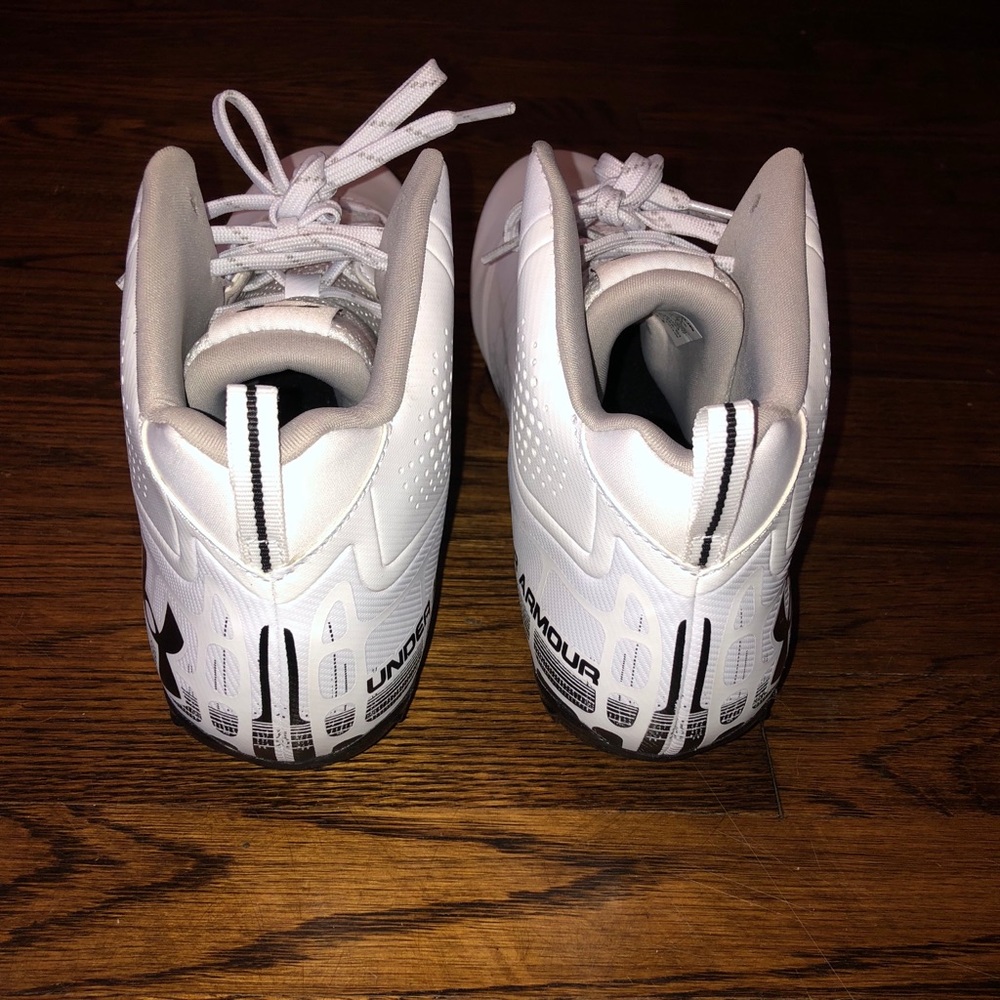 Men’s Under Armour Lacrosse/Football Cleats - Picture 4 of 5